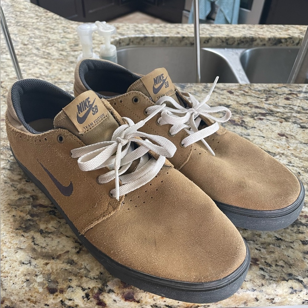 Nike SB Team Edition 10.5